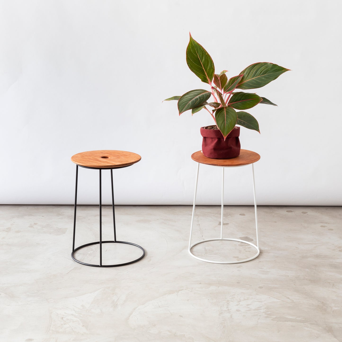 Mesa de Apoio Floratta