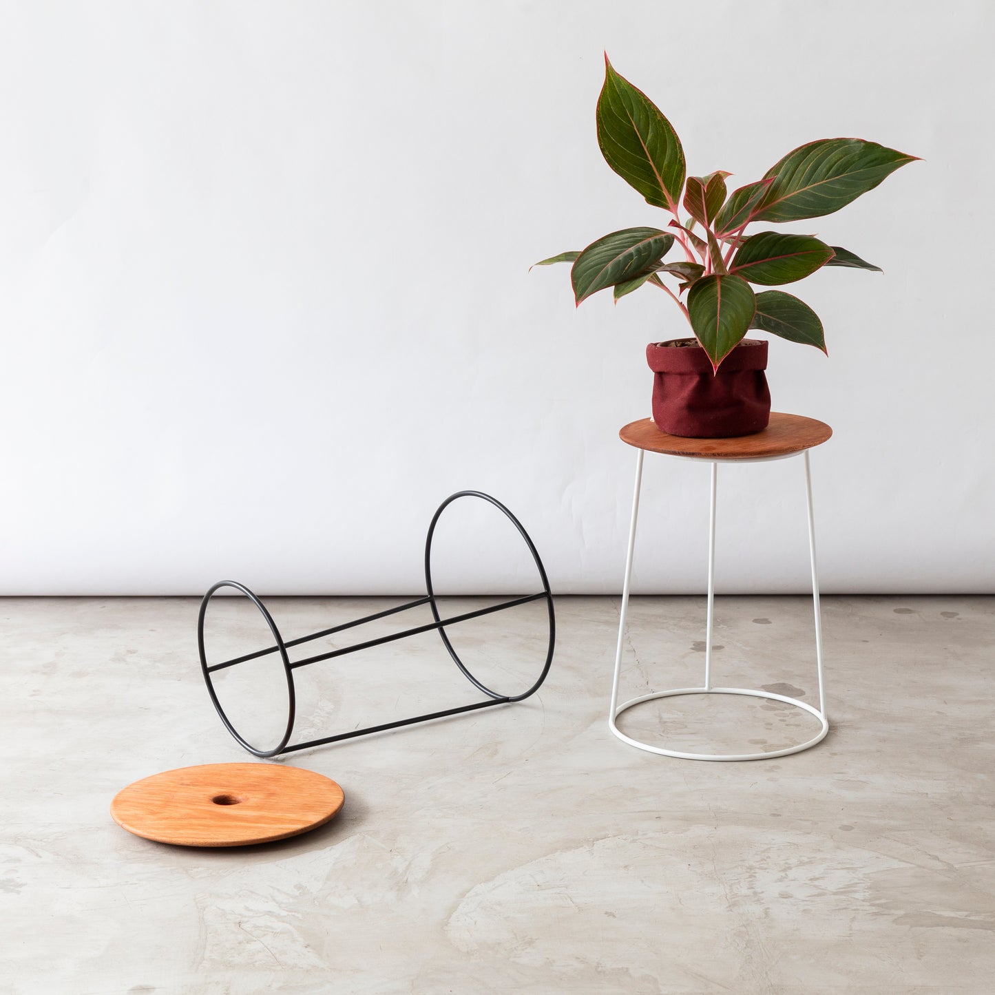 Mesa de Apoio Floratta