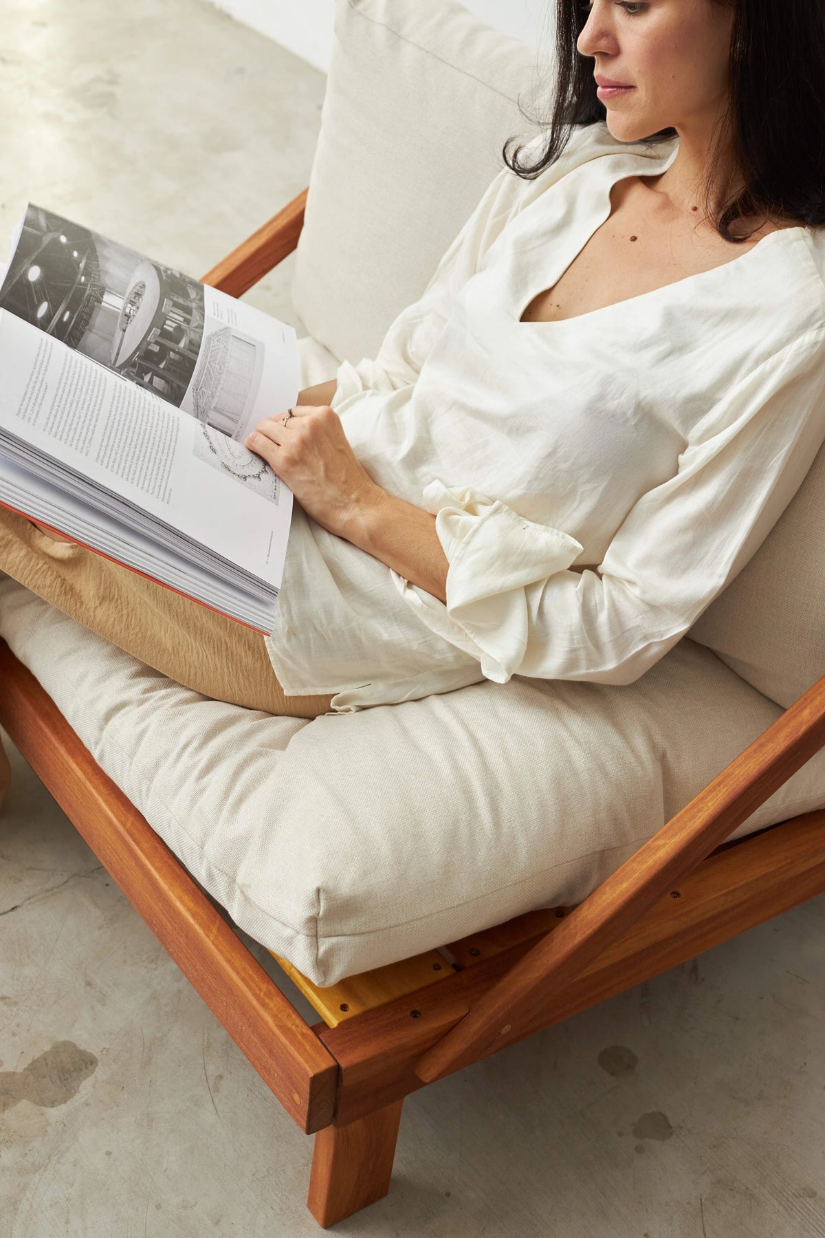 Detalhe dos futons da Poltrona Amyr durante a leitura